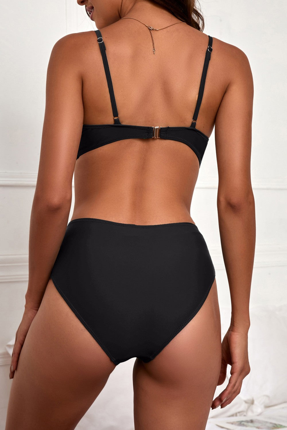 Conjunto de bikini de dos piezas elegante negro de cintura alta
