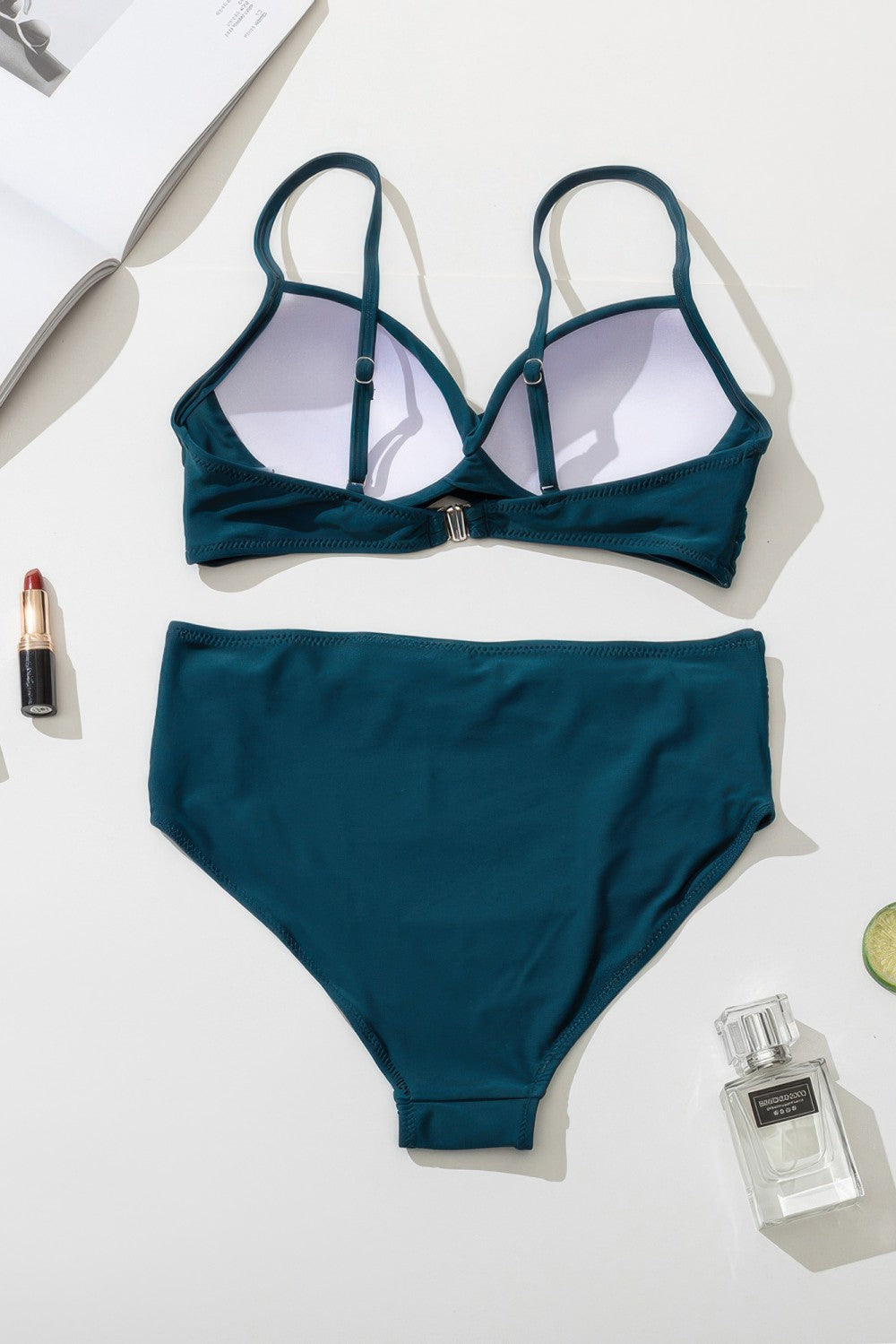 Conjunto de bikini de dos piezas elegante negro de cintura alta