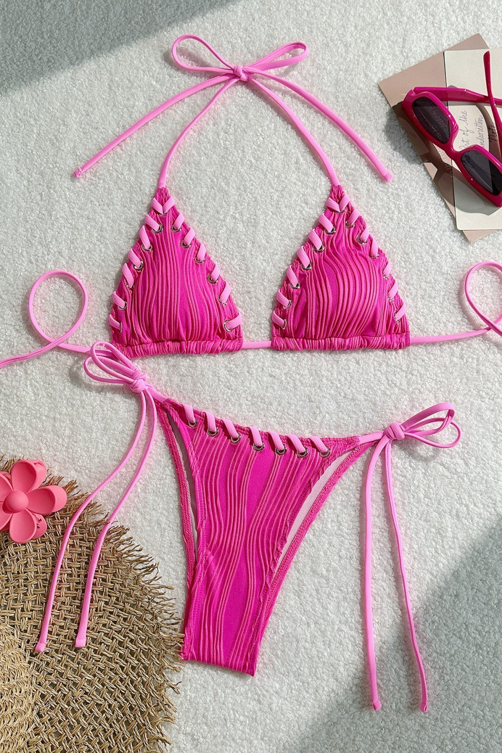 Bikini de dos piezas con cuerda trenzada colorida