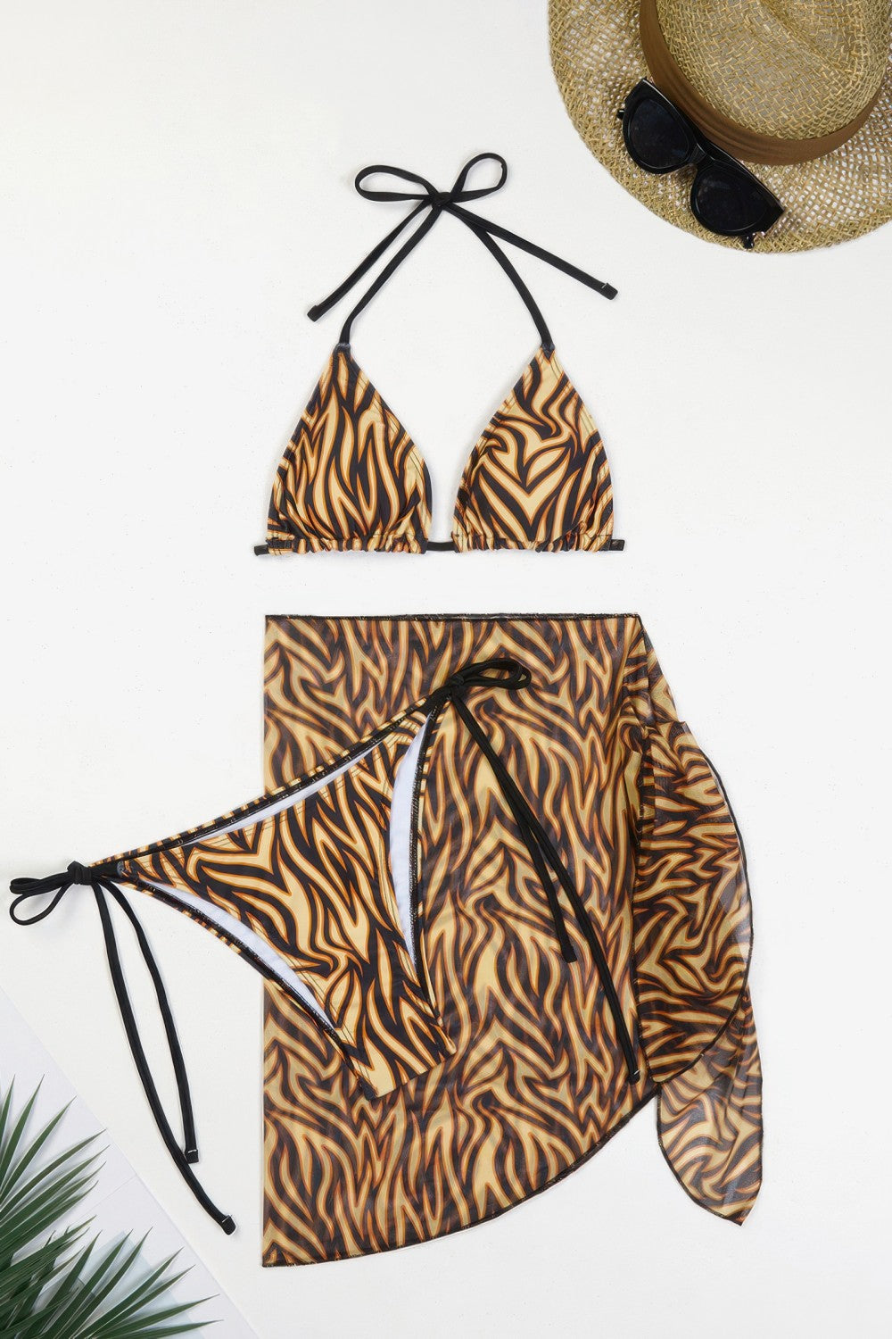 Conjunto de bikini de tres piezas con pañuelo para atar