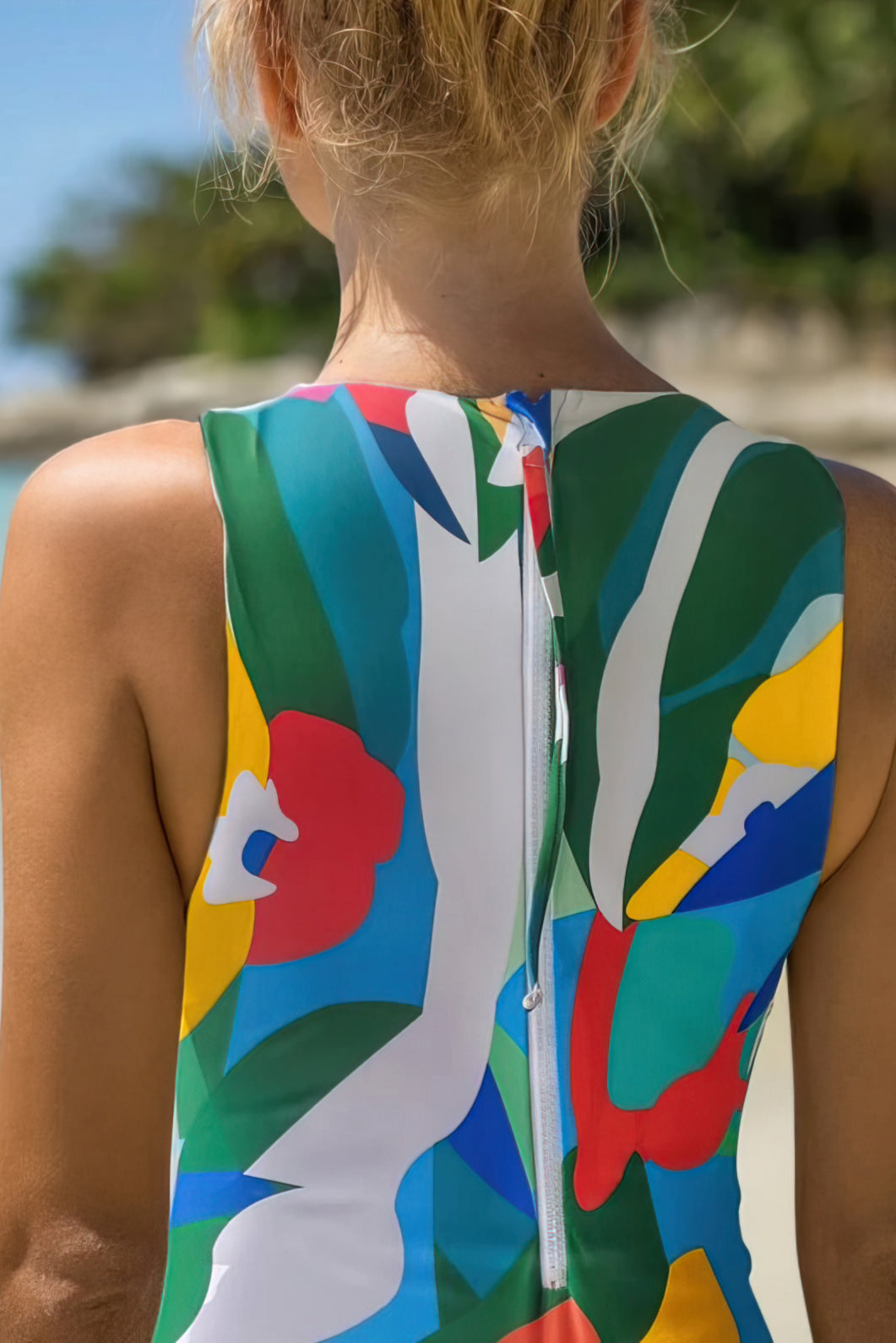 Colorful-Sleeveless-Back-Zipper-One-Piece-Swimsuit